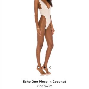 Echo one piece in coconut